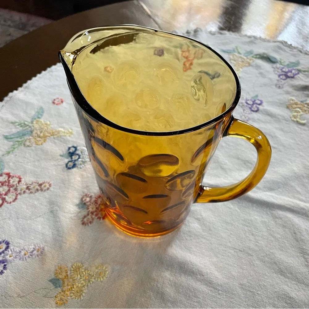 Vintage Hazel Atlas Amber Gold Coin Eldorado Lipped Ice Tea Pitcher. 64 oz.